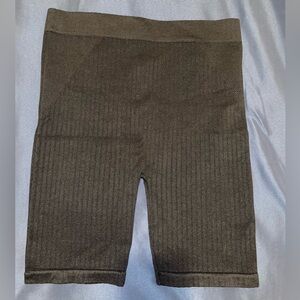 NWOT Forever 21 Ribbed 96% Nylon 4% Spandex Biker Shorts